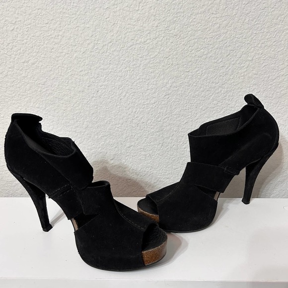 Pedro Garcia Charlie Women's Black Suede Peep Toe Cut Out Booties Sz 9.5 - Picture 3 of 7